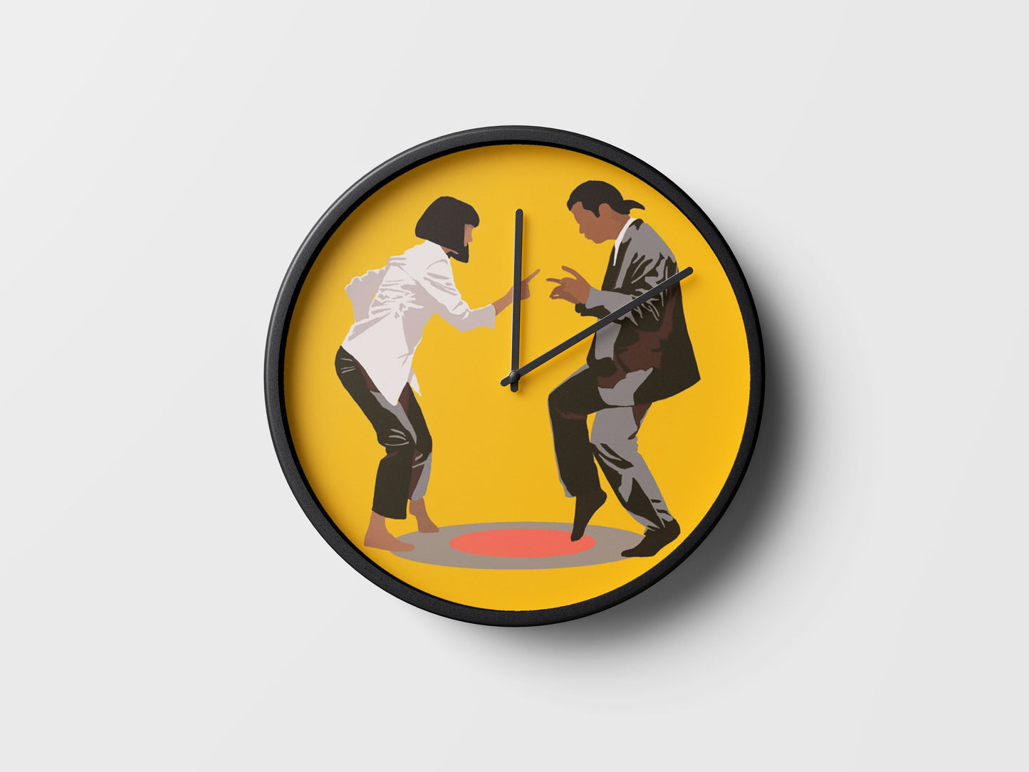 Pulp Fiction Dance Scene Wall Clock – Iconic Movie Art Decor